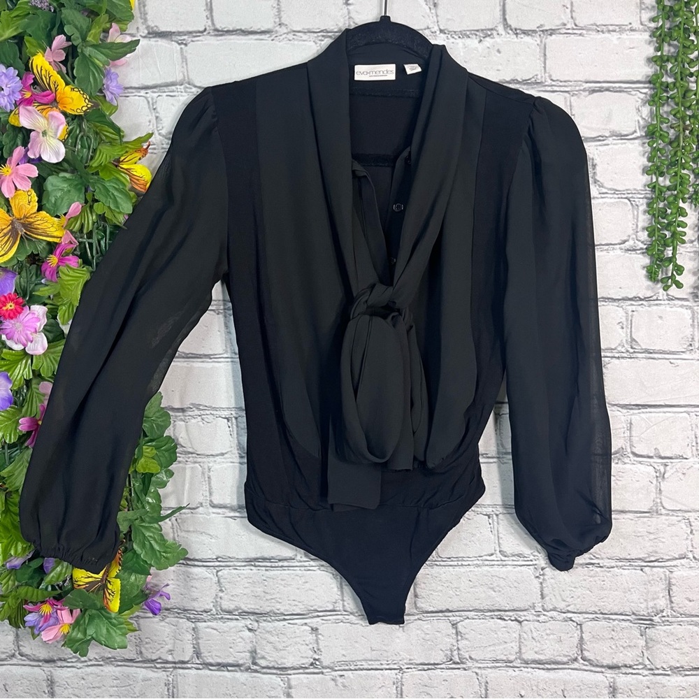]💙2/$40💙NY & Co Eva Mendez Black Long Sleeve Tie Detail Bodysuit Size XS